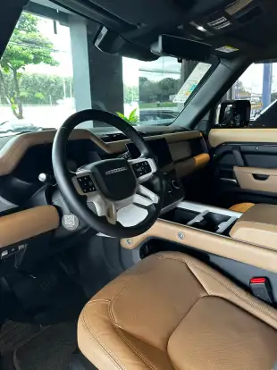 LAND ROVER-DEFENDER-2026