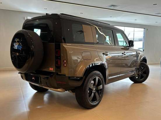 LAND ROVER-DEFENDER-2025