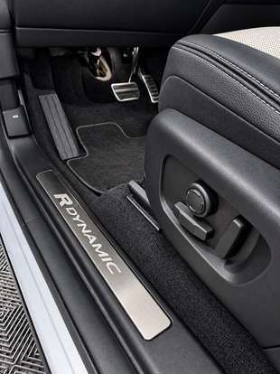 LAND ROVER-DISCOVERY SPORT-2023