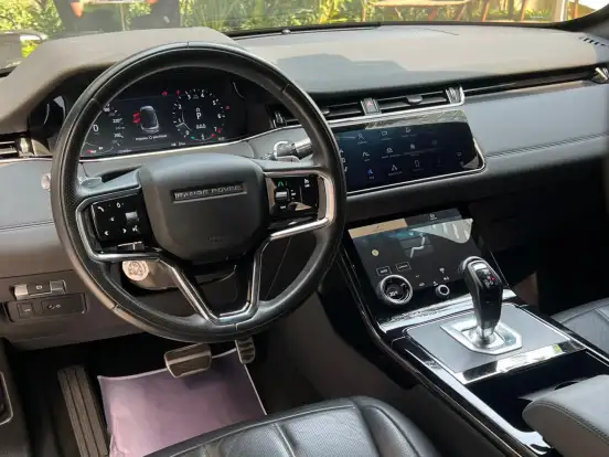 LAND ROVER-RANGE ROVER EVOQUE-2.0 P250 FLEX R-DYNAMIC SE AWD AUTOMÁTICO LAND ROVER-RANGE ROVER EVOQUE-2020