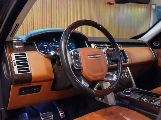 LAND ROVER-RANGE ROVER VOGUE-4.4 AUTOBIOGRAPHY SDV8 4X4 TURBO DIESEL 4P AUTOMÁTICO LAND ROVER-RANGE ROVER VOGUE-2016