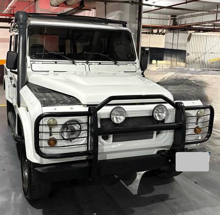 LAND ROVER DEFENDER 2.5 STD 110 4X4 TURBO DIESEL 4P MANUAL