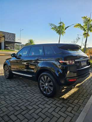 LAND ROVER-RANGE ROVER EVOQUE-2.2 SDA PRESTIGE 4X4 16V DIESEL 4P AUTOMÁTICO LAND ROVER-RANGE ROVER EVOQUE-2014