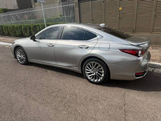 LEXUS ES 300h 2.5 16V HÍBRIDO LUXURY CVT