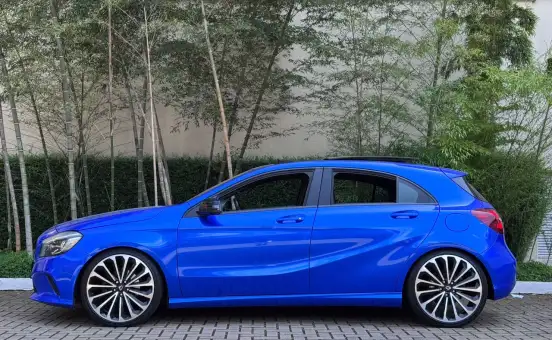 MERCEDES-BENZ-A 200-2017