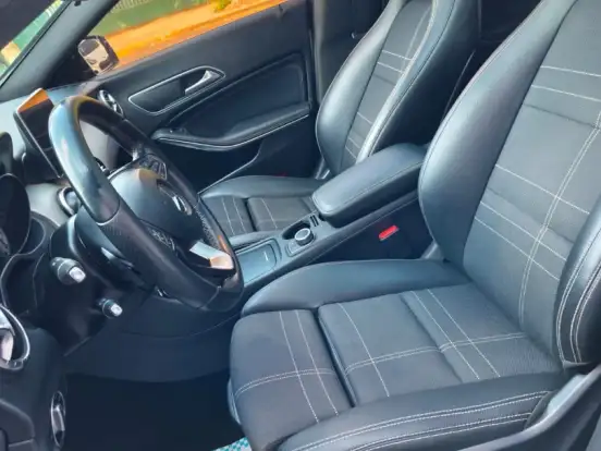 MERCEDES-BENZ-A 200-1.6 TURBO 16V FLEX 4P AUTOMÁTICO MERCEDES-BENZ-A 200-2016