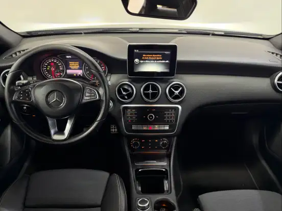 MERCEDES-BENZ-A 200-1.6 TURBO 16V FLEX 4P AUTOMÁTICO MERCEDES-BENZ-A 200-2016
