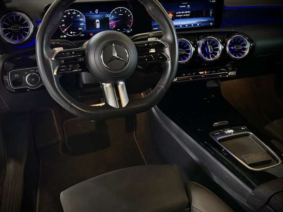 MERCEDES-BENZ-A 200-1.3 CGI GASOLINA AMG LINE 7G-DCT MERCEDES-BENZ-A 200-2023