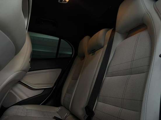MERCEDES-BENZ-A 200-1.6 TURBO 16V FLEX 4P AUTOMÁTICO MERCEDES-BENZ-A 200-2016