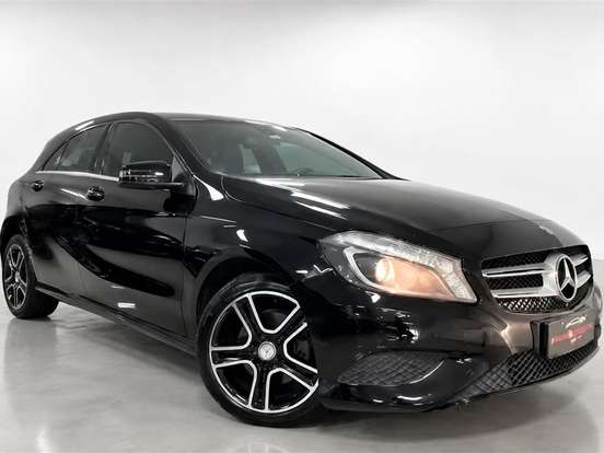MERCEDES-BENZ-A 200-1.6 TURBO STYLE 16V GASOLINA 4P AUTOMÁTICO MERCEDES-BENZ-A 200-2013
