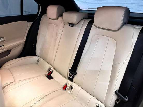 MERCEDES-BENZ-A 250-2020