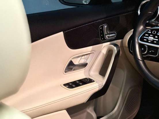 MERCEDES-BENZ-A 250-2020