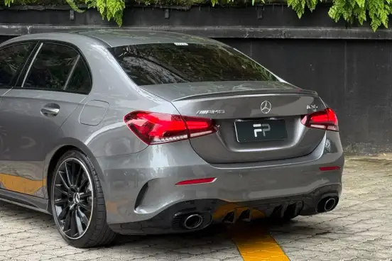 MERCEDES-BENZ-A 35 AMG-2021