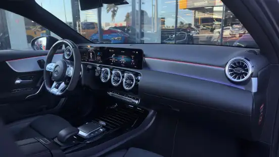 MERCEDES-BENZ-A 45 AMG-2021