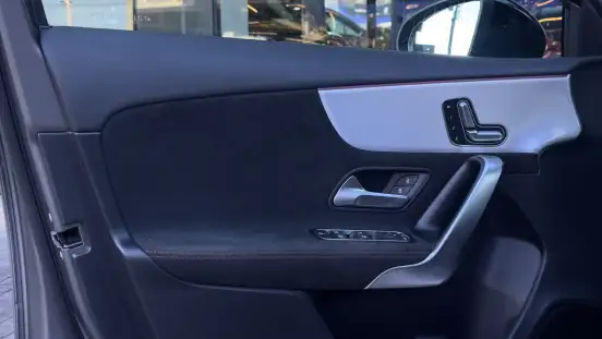 MERCEDES-BENZ-A 45 AMG-2021
