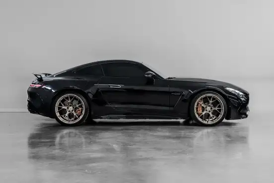 MERCEDES-BENZ-AMG GT 63-2025