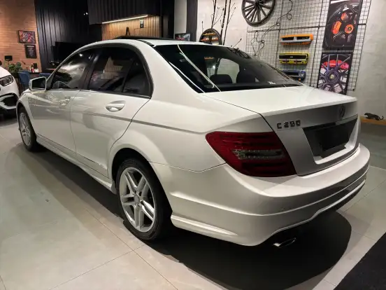 MERCEDES-BENZ-C 250-1.8 CGI SPORT 16V GASOLINA 4P AUTOMÁTICO MERCEDES-BENZ-C 250-2013