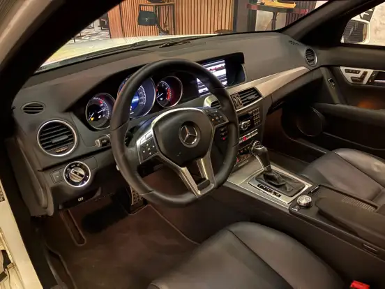 MERCEDES-BENZ-C 250-1.8 CGI SPORT 16V GASOLINA 4P AUTOMÁTICO MERCEDES-BENZ-C 250-2013