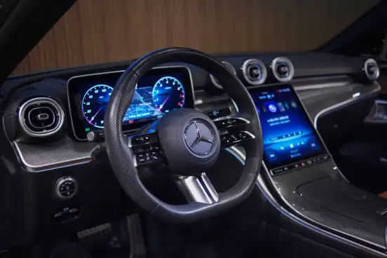 MERCEDES-BENZ-C 300-2025