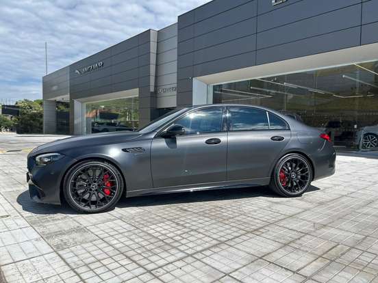 MERCEDES-BENZ-C 63 AMG-2024