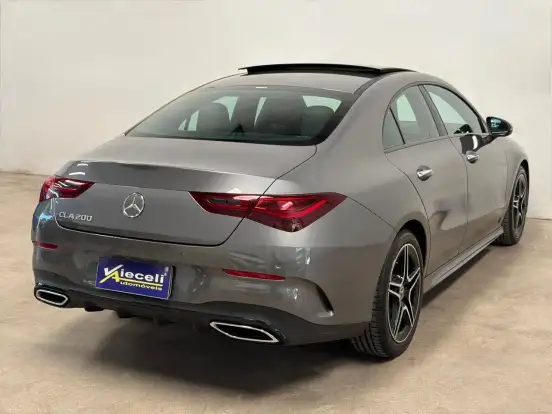 MERCEDES-BENZ-CLA 200-2024
