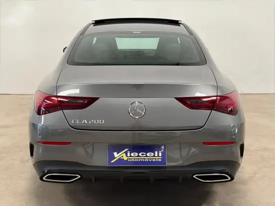 MERCEDES-BENZ-CLA 200-2024