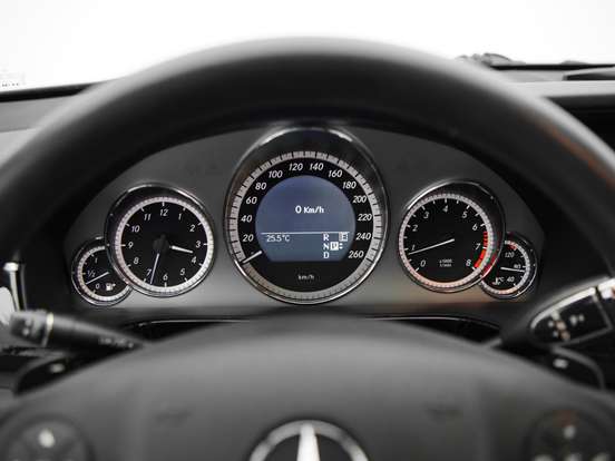 MERCEDES-BENZ-E 250-1.8 CGI AVANTGARDE 16V GASOLINA 4P AUTOMÁTICO MERCEDES-BENZ-E 250-2011