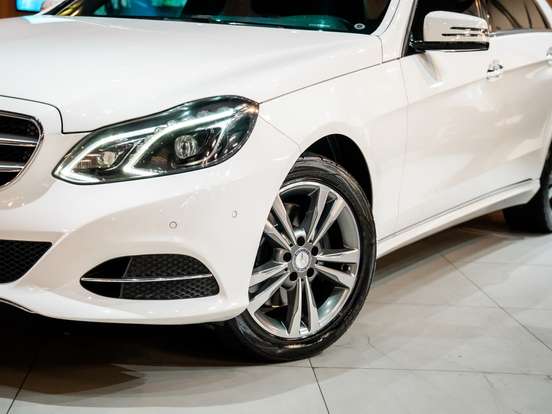 MERCEDES-BENZ-E 250-2015