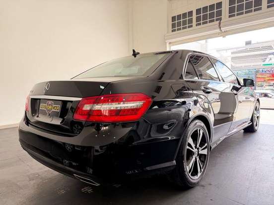 MERCEDES-BENZ-E 500-4.7 V8 CGI GASOLINA GUARD 7G-TRONIC MERCEDES-BENZ-E 500-2012