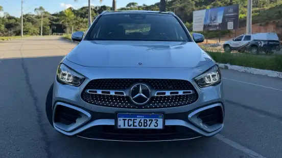 MERCEDES-BENZ-GLA 200-2024