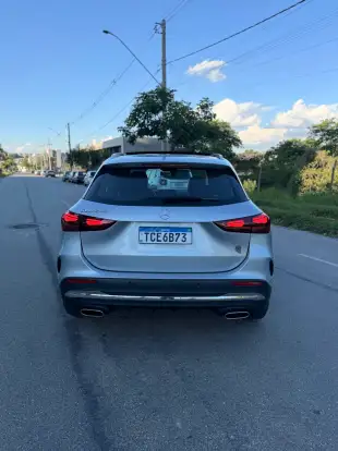 MERCEDES-BENZ-GLA 200-2024