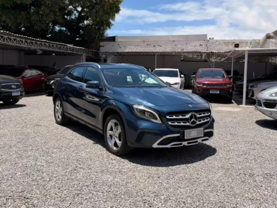 MERCEDES-BENZ-GLA 200-1.6 CGI FLEX ADVANCE 7G-DCT MERCEDES-BENZ-GLA 200-2020