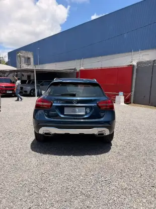 MERCEDES-BENZ-GLA 200-2020