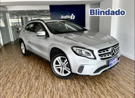 MERCEDES-BENZ-GLA 200-1.6 CGI FLEX STYLE 7G-DCT MERCEDES-BENZ-GLA 200-2020