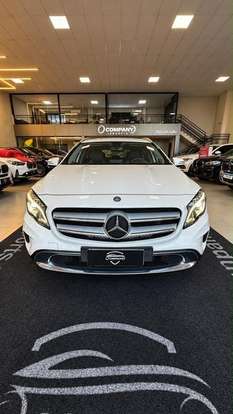 MERCEDES-BENZ-GLA 200-2017