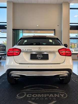 MERCEDES-BENZ-GLA 200-1.6 CGI ADVANCE 16V TURBO FLEX 4P AUTOMÁTICO MERCEDES-BENZ-GLA 200-2017