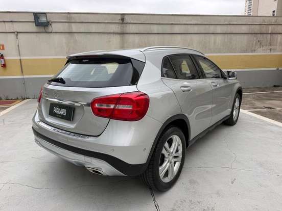 MERCEDES-BENZ-GLA 200-1.6 CGI STYLE 16V TURBO FLEX 4P AUTOMÁTICO MERCEDES-BENZ-GLA 200-2017