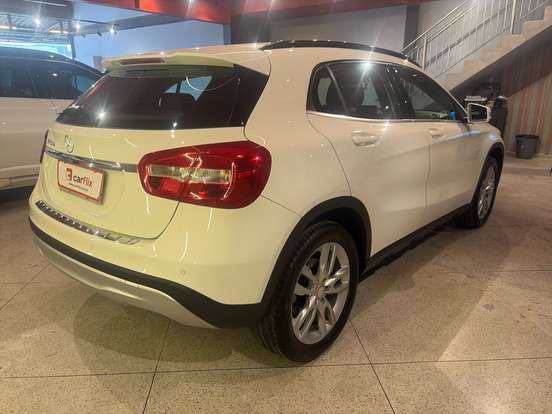 MERCEDES-BENZ-GLA 200-1.6 CGI STYLE 16V TURBO FLEX 4P AUTOMÁTICO MERCEDES-BENZ-GLA 200-2017