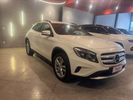 MERCEDES-BENZ-GLA 200-1.6 CGI STYLE 16V TURBO FLEX 4P AUTOMÁTICO MERCEDES-BENZ-GLA 200-2017