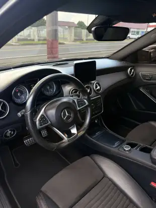MERCEDES-BENZ-GLA 250-2017