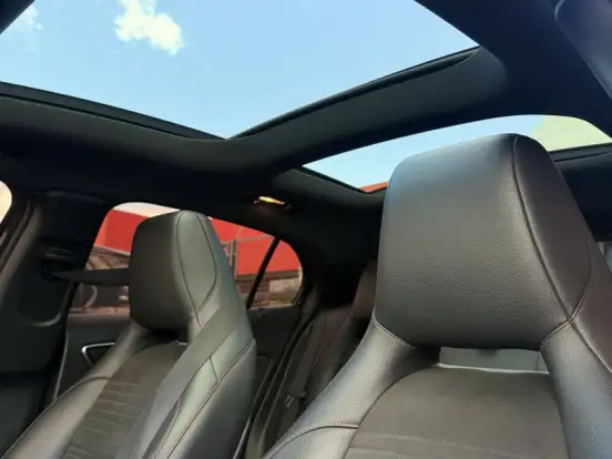 MERCEDES-BENZ-GLA 250-2.0 16V TURBO GASOLINA SPORT 4P AUTOMÁTICO MERCEDES-BENZ-GLA 250-2017