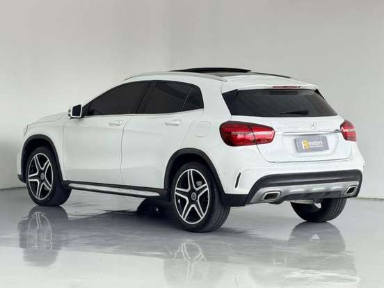 MERCEDES-BENZ-GLA 250-2018