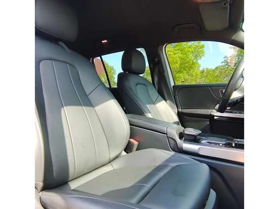 MERCEDES-BENZ-GLB 200-2021