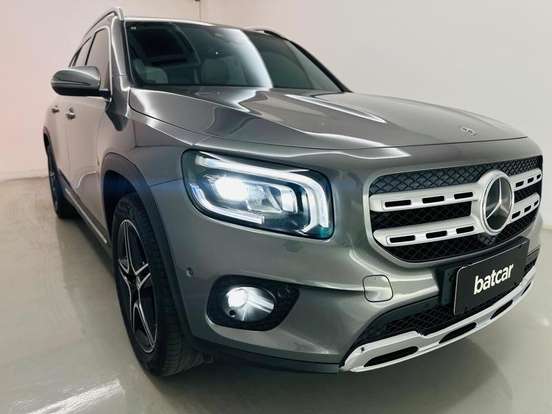 MERCEDES-BENZ-GLB 200-2020