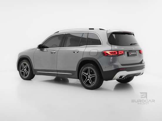 MERCEDES-BENZ-GLB 200-2021