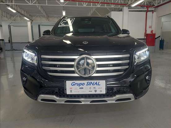 MERCEDES-BENZ-GLB 200-2023