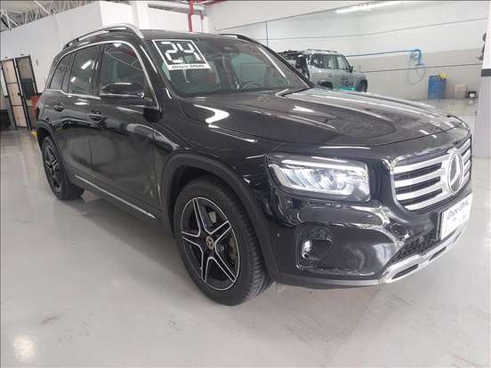 MERCEDES-BENZ-GLB 200-2023