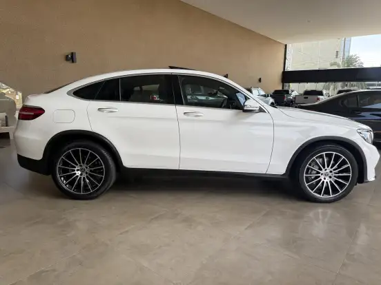 MERCEDES-BENZ-GLC 250-2019