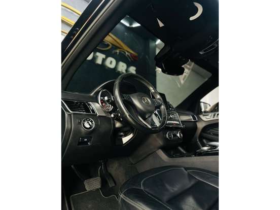 MERCEDES-BENZ-GLE 400-3.0 V6 GASOLINA HIGHWAY COUPÉ 4MATIC 9G-TRONIC MERCEDES-BENZ-GLE 400-2017