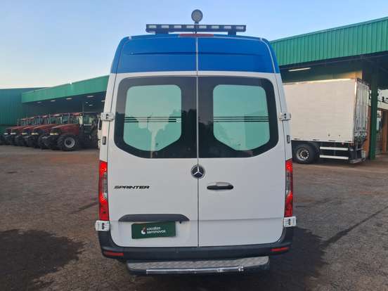 MERCEDES-BENZ-SPRINTER-2.0 CDI DIESEL FURGÃO 417 MANUAL MERCEDES-BENZ-SPRINTER-2023